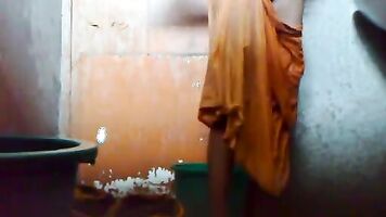 Bangla bhabhi homemade shower.