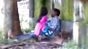 Couple In Park Love MMS - Movies.