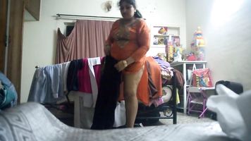 Salma Bhabhi Changing MMS - Movies. video2porn2