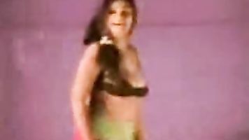 Indian Deva Nadia Nyce In Jacuzzi With Her Boyfriend Giving Blowjob.