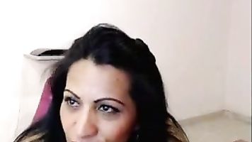 Indian housewife is masturbating like a cam girl.