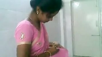 Sexy Indian sucks and fucks in motel room.