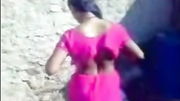 Sexy Tamil Gorgeous Shows Her Big Boobs