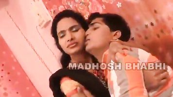 Mallu boy and girl enjoying sex and kissing