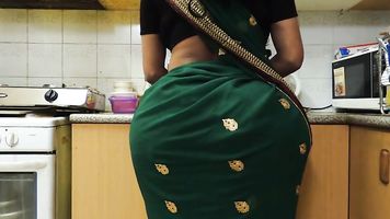 Desi Bhabhi's BIG butt