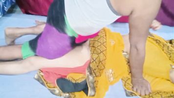 देवर भाभी का रात का प्यार भाभी अपने कमरे में देवर से गाड़ में उंगली करवाते हुए चूत का सारा पानी निकाल