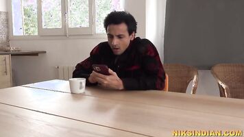 Bhaijaan fucks HOUSEWIFE step sister's vagina instead of taking rent