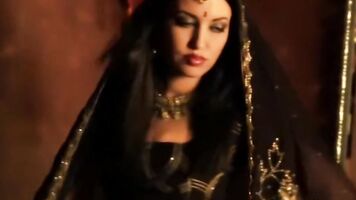 Seductive Dance From Sensual Tamil Babysitter Enjoyment