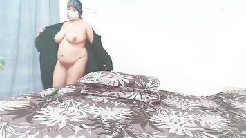 Paki Housewife Aunty Cucumber in Cunt