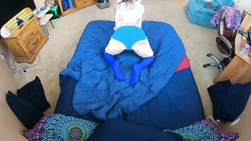 Sucking and fucking in knee high socks angle 2