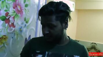 Teen Housewife fucked by Indian village Boy! Tamil XXX
