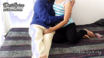 Sexy Tamil Housewife Shweta Caught Fucking With Lover