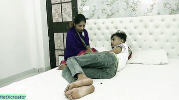Desi Hot Divorced Housewife Has Cute Sex! Reality Sex