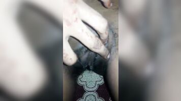 TWO PAKISTANI LESBIANS HAVE SEXY SEX AND CUM PART 2
