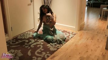 this guy knows how to treat a muslim lady