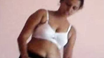 Desi Wife Paro Changing - Movies.
